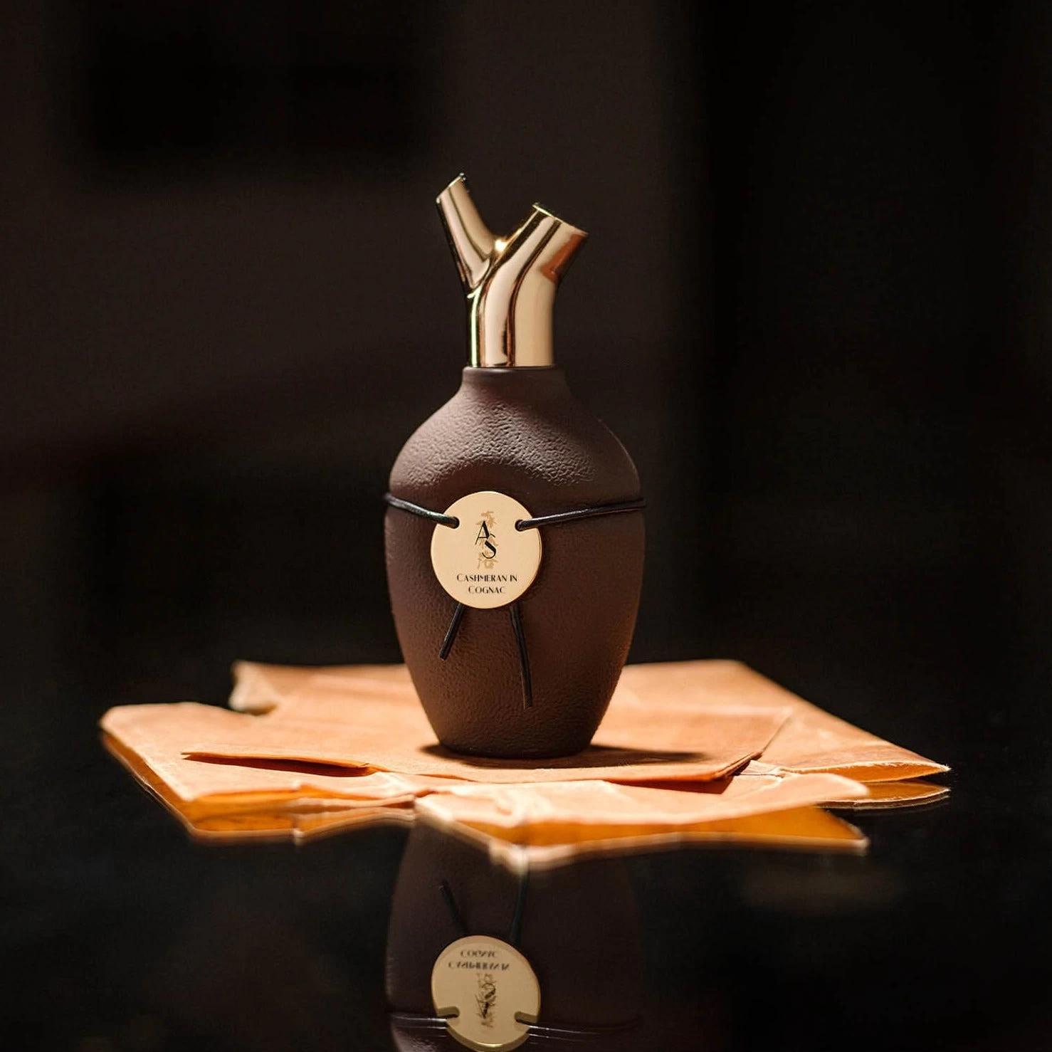 Cashmeran In Cognac - Image 2